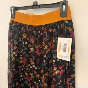 NWT Lularoe Lola